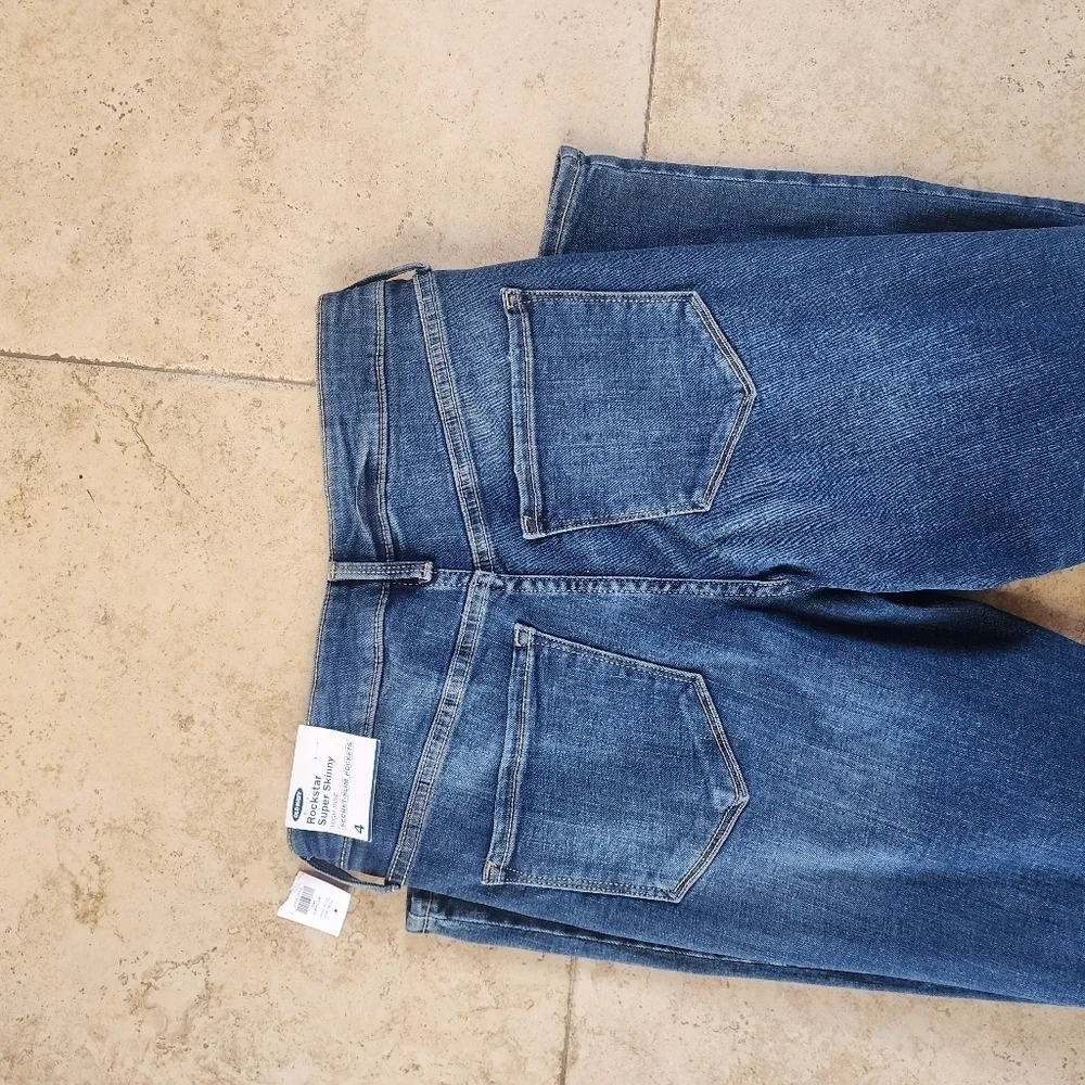 Old Navy Rockstar Super Skinny Jeans